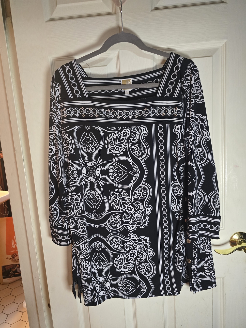 JM Collection Black and White Printed Tunic Top With Rhinestone Accents